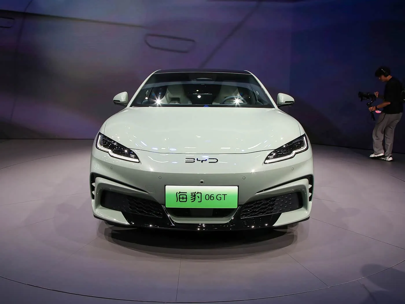 BYD Hatimin 06GT Heatwave Edition Electric Hatchback 550 AWD 3000W Wutar Mota 4x4 Mini Auto tare da Ƙwarewar Hagu mai ƙarfi