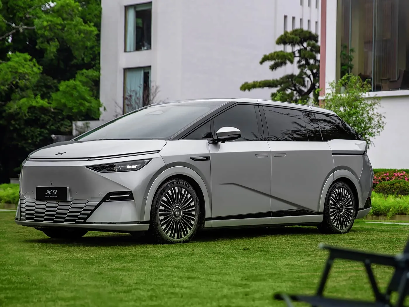 Xpeng X9 Dogon Zamani MPV SUV ZUCIYA HUKUNCIN HUKUNCIN HUKUNCIN SA'ADAR