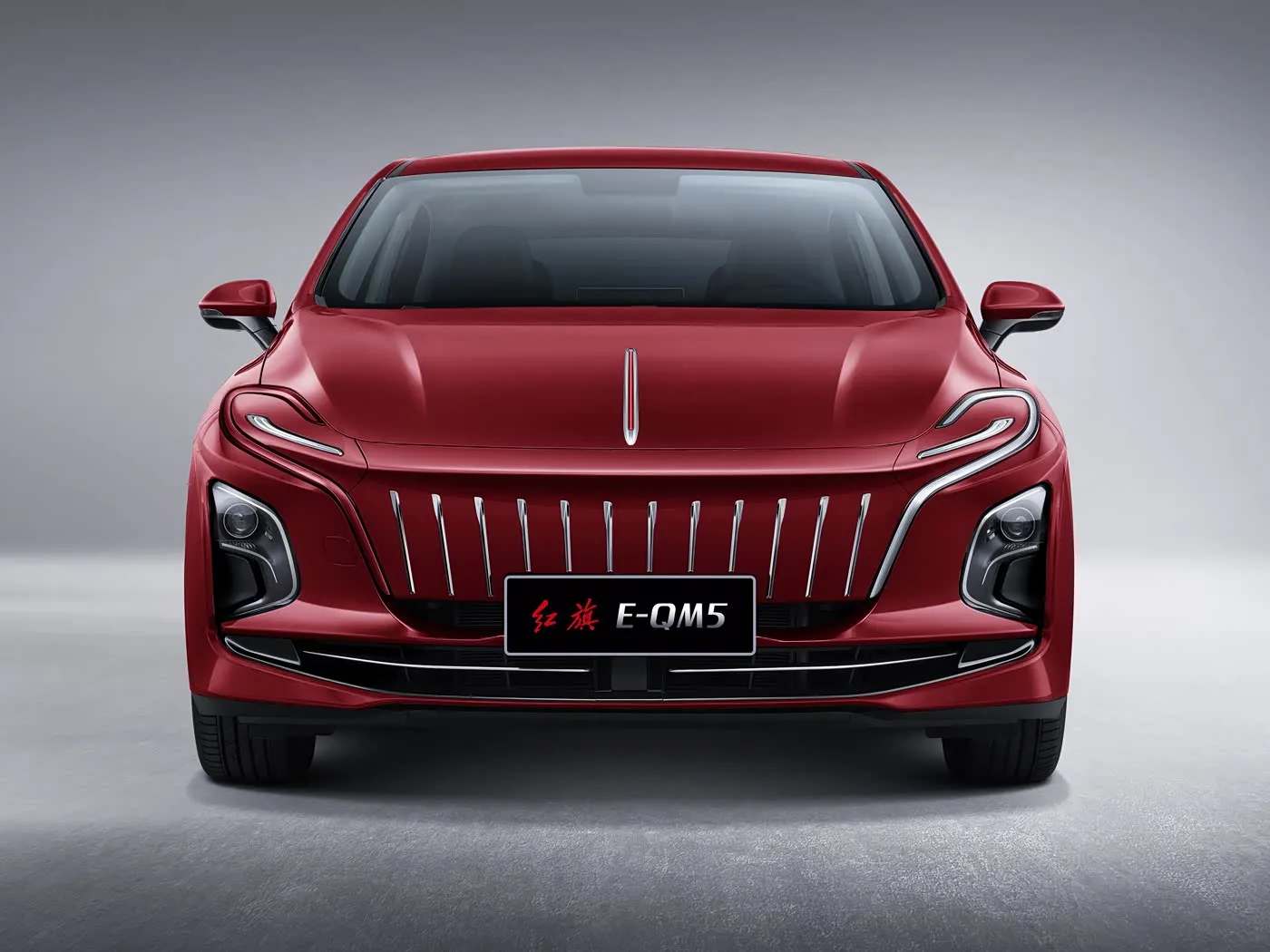 Honqi e-qm5 spacious Ev sedan dogon keken hawan hawan hawan makamashi makamashi