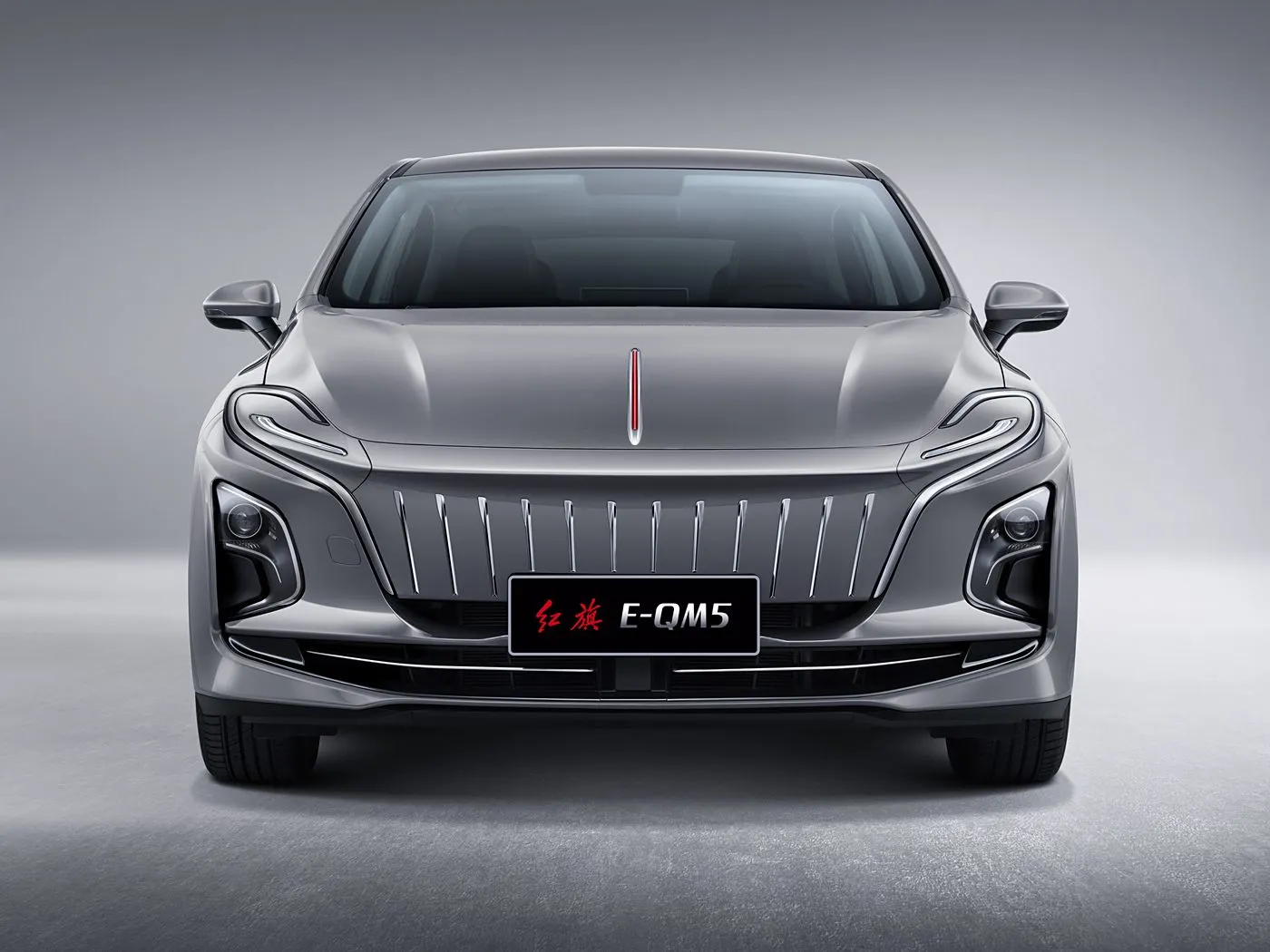 Honqi e-qm5 spacious Ev sedan dogon keken hawan hawan hawan makamashi makamashi