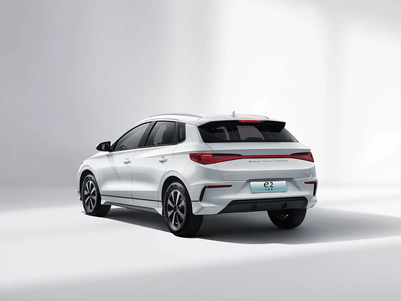 BYD E2 Luxury Electric EV Sedan SUV Hatchback Motar Tuƙi ta Hagu Tare da Batir Lithium Motar Sabuwar Motar Makamashi ta China