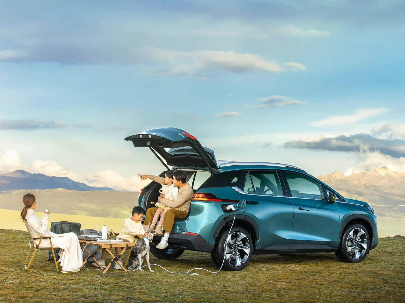 AION V Tyrannosaurus Luxury Electric SUV Ƙwararrun Ƙwararrun Tuƙi na Hagu tare da Nasarar Cigaban Sabbin Motar Makamashi