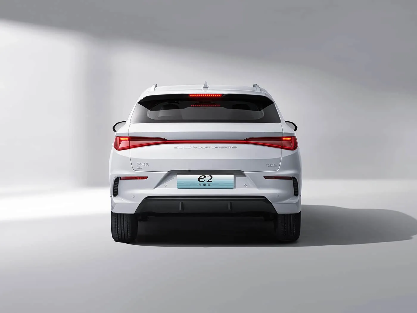 BYD E2 Luxury Electric EV Sedan SUV Hatchback Motar Tuƙi ta Hagu Tare da Batir Lithium Motar Sabuwar Motar Makamashi ta China